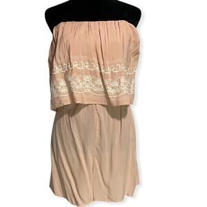 Love Tree Strapless Romper Women's Medium Pink Embroidered Boho NWOT Vacation